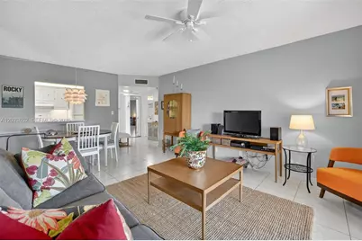 257 S Cypress Rd #436, Pompano Beach, FL 33060 - Photo 8