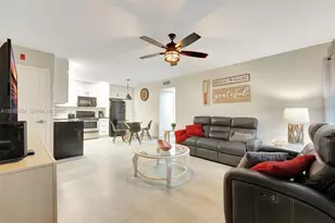 221 SE 9th Ave, Pompano Beach, FL 33060 - Photo 4