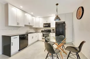 221 SE 9th Ave, Pompano Beach, FL 33060 - Photo 1