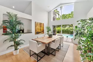 2013 Island Cir, Weston, FL 33326 - Photo 10