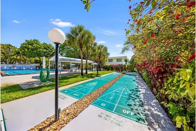 3641 Oaks Clubhouse Dr #201, Pompano Beach, FL 33069 - Photo 28