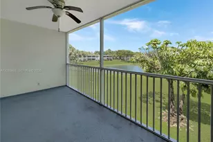 3641 Oaks Clubhouse Dr, Pompano Beach, FL 33069 - Photo 26