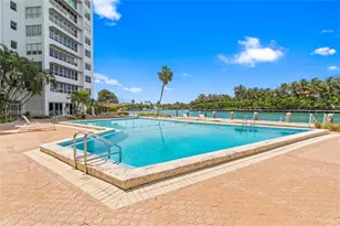 9102 W Bay Harbor Dr, Bay Harbor Islands, FL 33154 - Photo 22