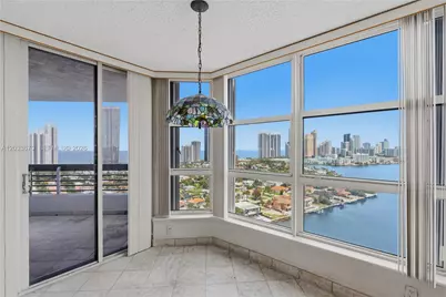 19195 NE 36th Ct #2410, Aventura, FL 33180 - Photo 18