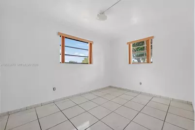 20 E 52nd Pl, Hialeah, FL 33013 - Photo 16