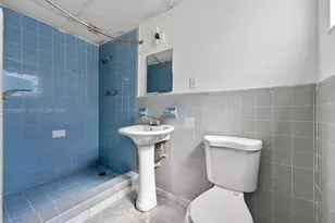 20 E 52nd Pl, Hialeah, FL 33013 - Photo 22