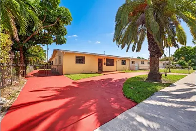 20 E 52nd Pl, Hialeah, FL 33013 - Photo 2