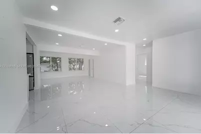 7721 Indigo St, Miramar, FL 33023 - Photo 10