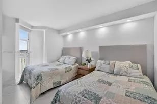 1000 Island Blvd, Aventura, FL 33160 - Photo 44