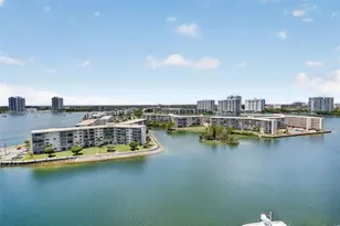 1000 Island Blvd, Aventura, FL 33160 - Photo 20