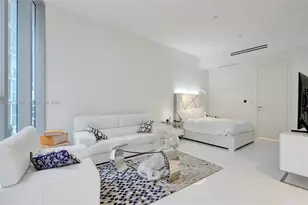 300 Biscayne Blvd Way, Miami, FL 33131 - Photo 8