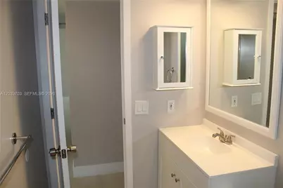 6780 W 2nd Ct #401, Hialeah, FL 33012 - Photo 12
