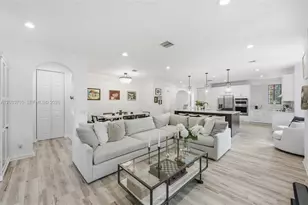 2794 Kinsington Cir, Weston, FL 33332 - Photo 12