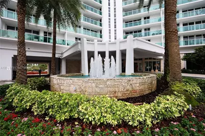 100 Bayview Dr #527, Sunny Isles Beach, FL 33160 - Photo 1