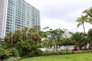 100 Bayview Dr, Sunny Isles Beach, FL 33160 - Photo 92