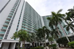100 Bayview Dr, Sunny Isles Beach, FL 33160 - Photo 2