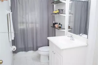 7645 SW 193rd Ln, Cutler Bay, FL 33157 - Photo 16
