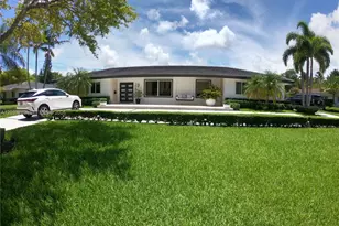 14500 SW 84th Ave, Palmetto Bay, FL 33158 - Photo 2
