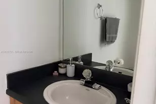 2066 NE 167th St, North Miami Beach, FL 33162 - Photo 18