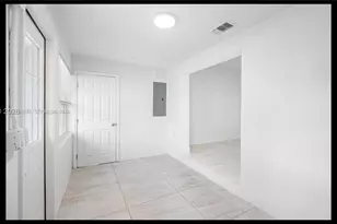 529 NW 42nd St, Miami, FL 33127 - Photo 2