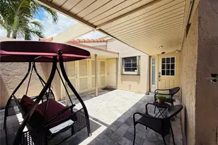103 Tweedbrook Ln, Hollywood, FL 33021 - Photo 2