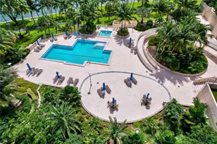 2 Grove Isle Dr, Miami, FL 33133 - Photo 30