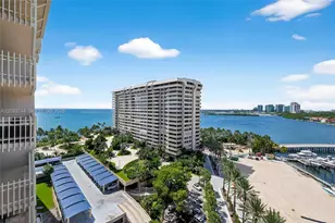 2 Grove Isle Dr, Miami, FL 33133 - Photo 24