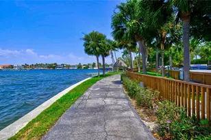 2 Grove Isle Dr, Miami, FL 33133 - Photo 28