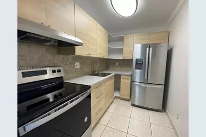 8421 NW 8th St #203, Miami, FL 33126 - Photo 4