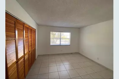 8421 NW 8th St #203, Miami, FL 33126 - Photo 12