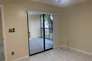 3252 Foxcroft Rd, Miramar, FL 33025 - Photo 18