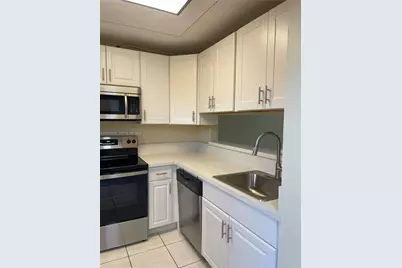 3252 Foxcroft Rd #307, Miramar, FL 33025 - Photo 14