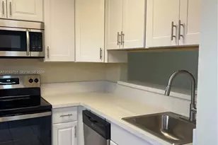 3252 Foxcroft Rd, Miramar, FL 33025 - Photo 14