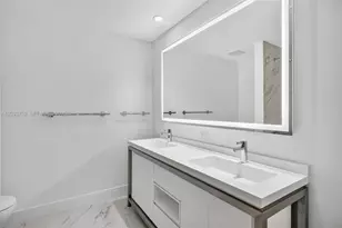 2000 Metropica Wy, Sunrise, FL 33323 - Photo 28