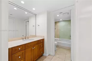 18011 Biscayne Blvd, Aventura, FL 33160 - Photo 16