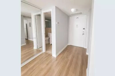 800 Parkview Dr #512, Hallandale Beach, FL 33009 - Photo 10