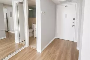 800 Parkview Dr, Hallandale Beach, FL 33009 - Photo 10