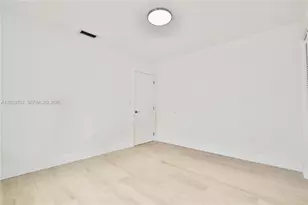 3143 SW 26th St, Miami, FL 33133 - Photo 6
