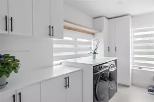8535 SW 100th Ave, Miami, FL 33173 - Photo 28