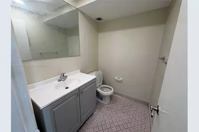 16740 NE 9th Ave #303, North Miami Beach, FL 33162 - Photo 4