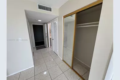 16740 NE 9th Ave #303, North Miami Beach, FL 33162 - Photo 10