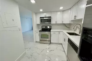 3300 NE 192nd St, Aventura, FL 33180 - Photo 18