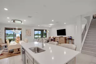 7700 NW 84th Ln, Tamarac, FL 33321 - Photo 8