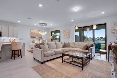 7700 NW 84th Ln, Tamarac, FL 33321 - Photo 6