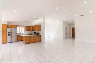 15881 SW 139th Ave, Miami, FL 33177 - Photo 4