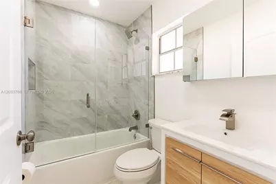 15881 SW 139th Ave, Miami, FL 33177 - Photo 18