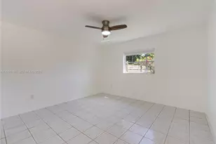 15881 SW 139th Ave, Miami, FL 33177 - Photo 14