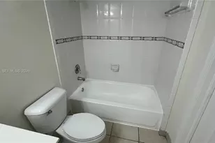 2475 NW 16th St Rd, Miami, FL 33125 - Photo 12