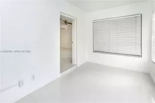 1722 Wiley St, Hollywood, FL 33020 - Photo 4