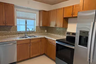 1722 Wiley St, Hollywood, FL 33020 - Photo 4